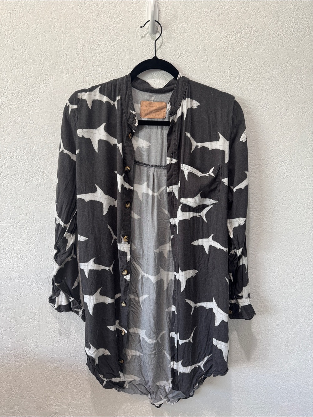 Boys + Arrows Black Shark-Print Lightweight Button Front Coverup Hood Fish
